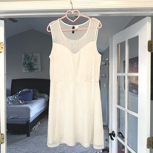 Divided by H&M sheer white dress size large 🌹❤️